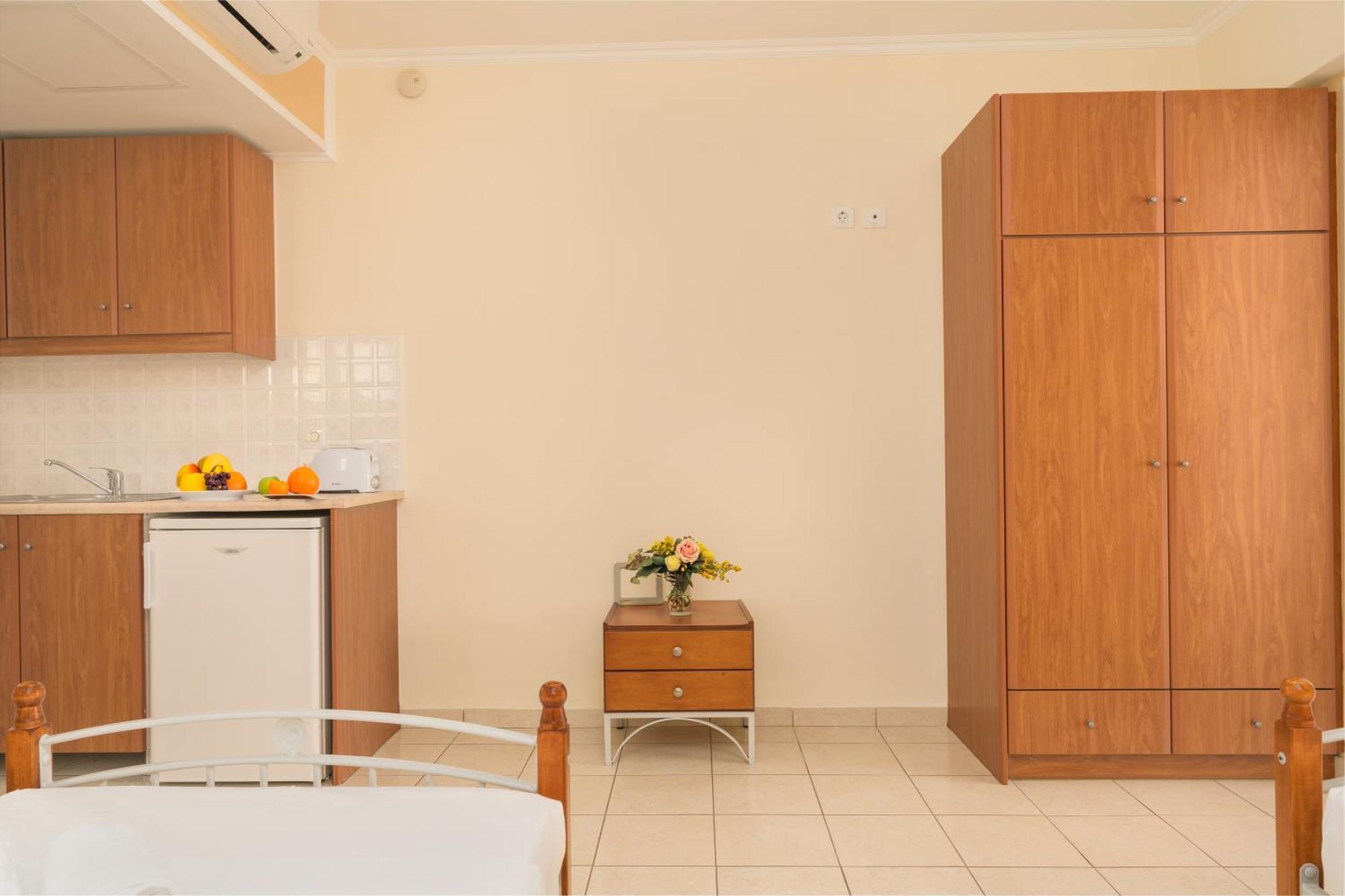 Manousis Aparthotel Tsilivi  Exterior photo