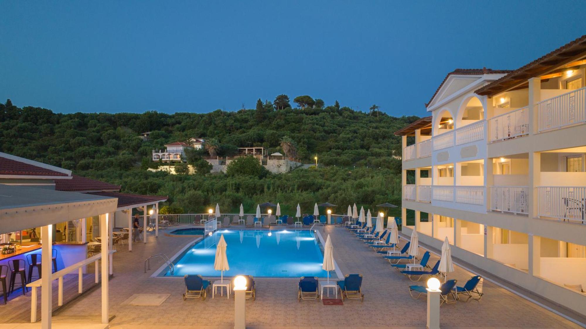 Manousis Aparthotel Tsilivi  Exterior photo
