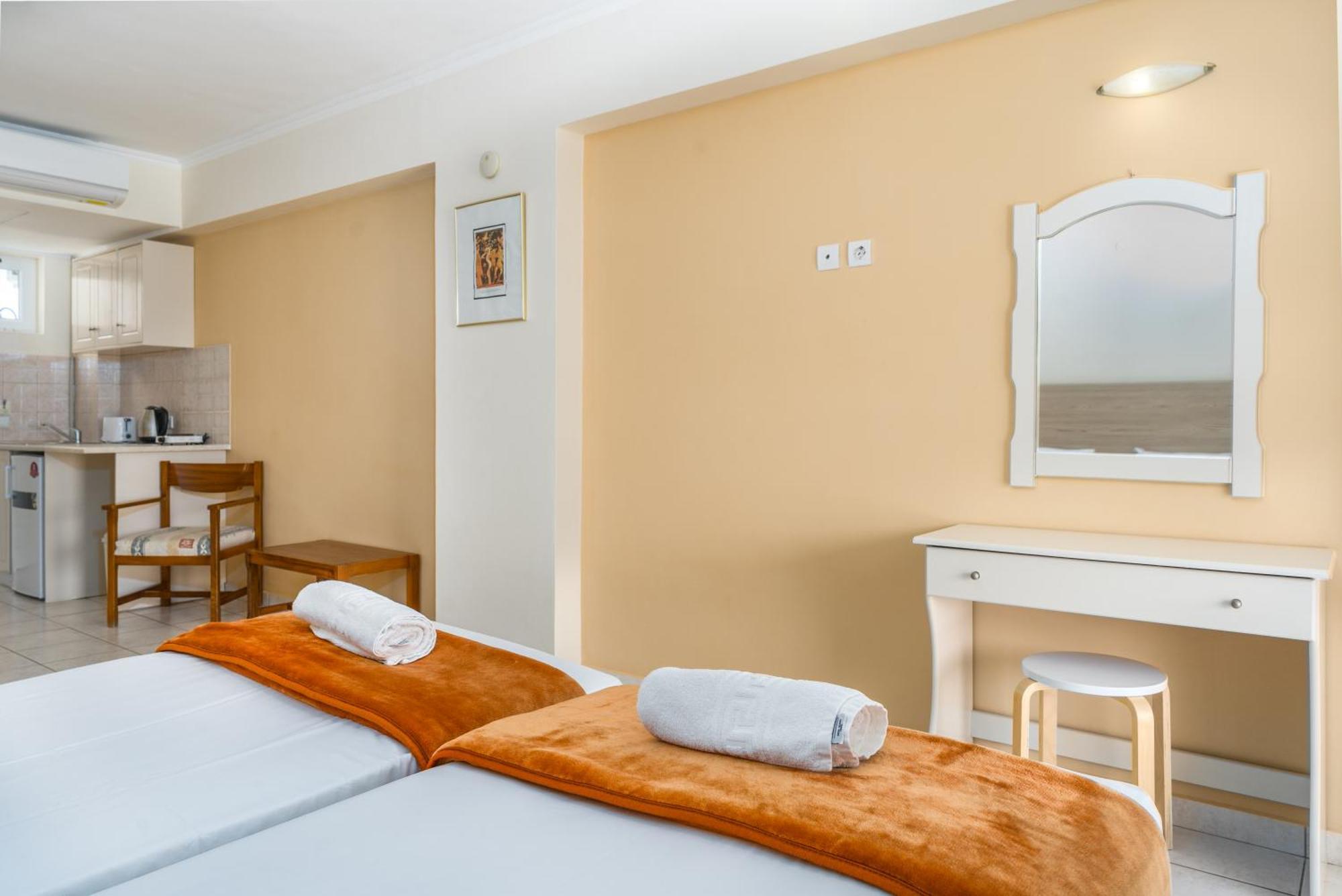 Manousis Aparthotel Tsilivi  Exterior photo