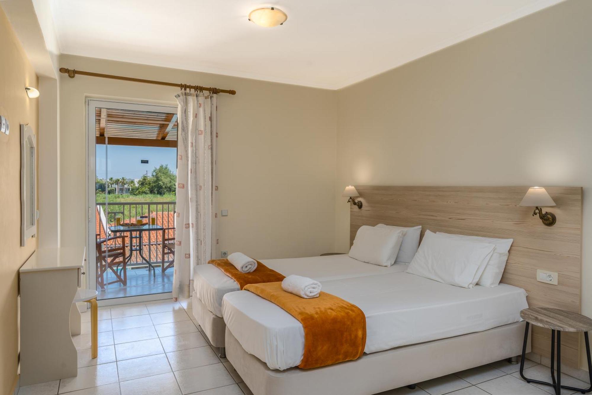 Manousis Aparthotel Tsilivi  Exterior photo